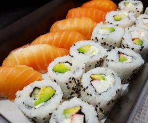 Mr. Roll Sushi & Handroll - ulica  Białówny