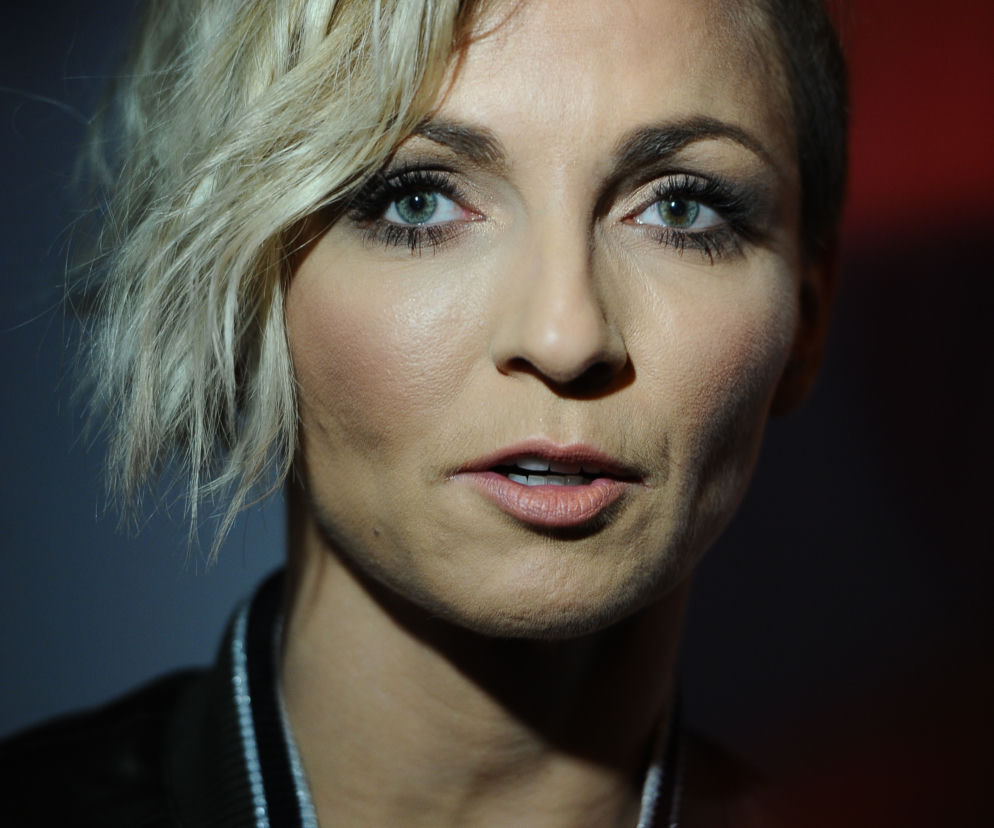 ANNA WYSZKONI