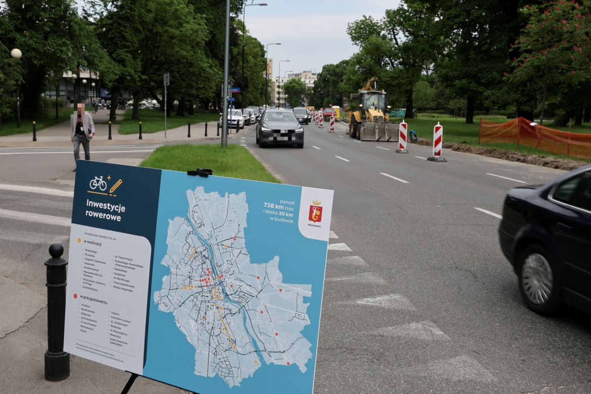 Urzędnicy chcą budować drogi dla rowerów. Przedstawili plany dla Warszawy