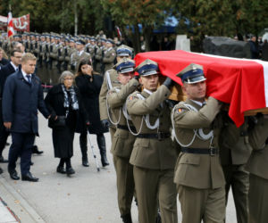 Pogrzeb marszałka seniora Kornela Morawieckiego na Powązkach Wojskowych