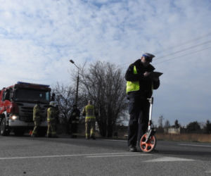 Wypadek w Brwinowie. 12-latka potrącona na pasach