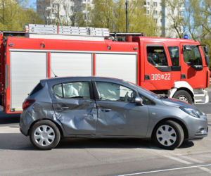 Samochód zderzył się z tramwajem na Puławskiej