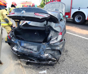 BMW roztrzaskało się na moście