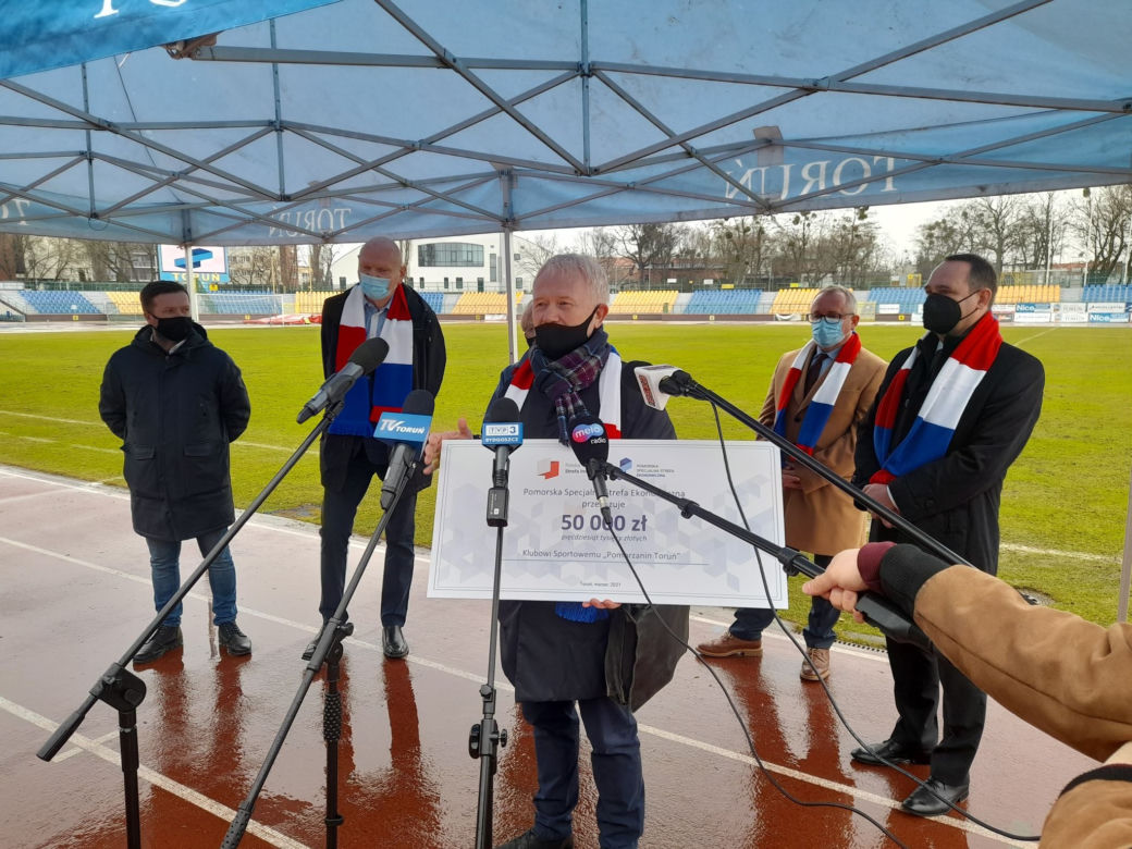 Pomorzanin Toruń ma nowego sponsora. Podpisanie umowy na Stadionie Miejskim