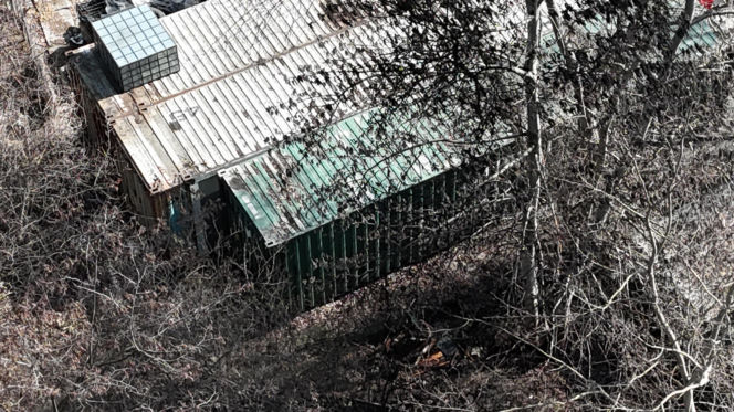 Dym nad centrum handlowym w Warszawie