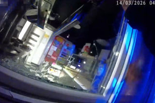 Włamywacz z Torunia zatrzymany na gorącym uczynku. Policja pokazała szczegóły akcji