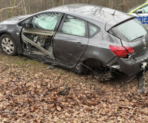 Tragedia w Sierakowie. Pijany kierowca wjechał w opla. Nie żyje jedna osoba