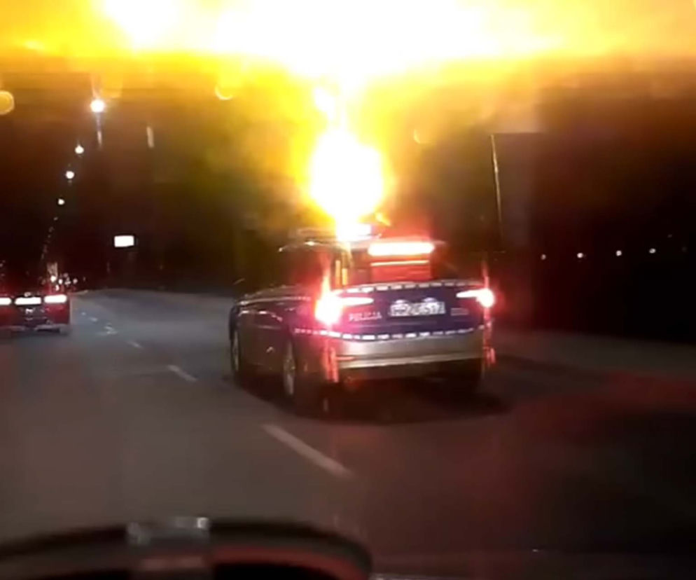 Radiowóz sprowokował fotoradar. Kto zapłaci?