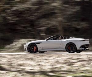Aston Martin DBS Superleggera Volante