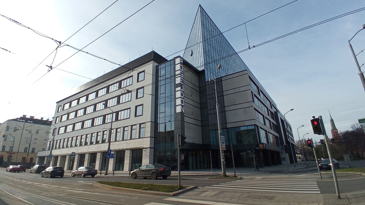 Szyld sklepu Lidl w szczecińskim "Posejdonie" budzi wiele kontrowersji