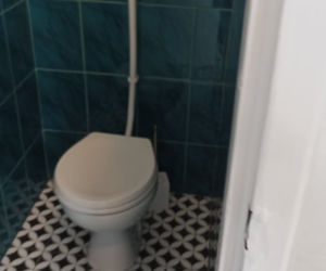 Tak wygląda damska łazienka w III LO w Zabrzu