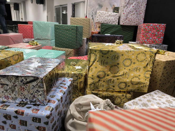 Paczki z II LO w Lesznie