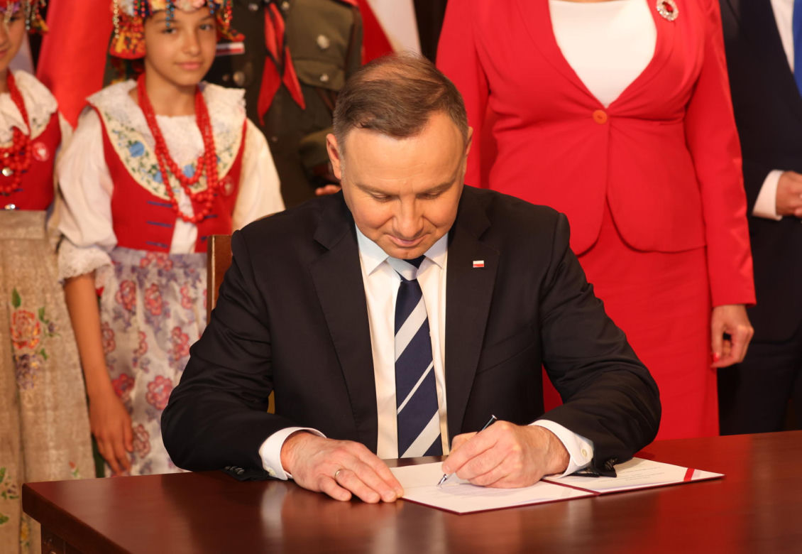 Narodowy Dzień Powstań Śląskich. Prezydent Duda podpisał w Katowicach ustawę 