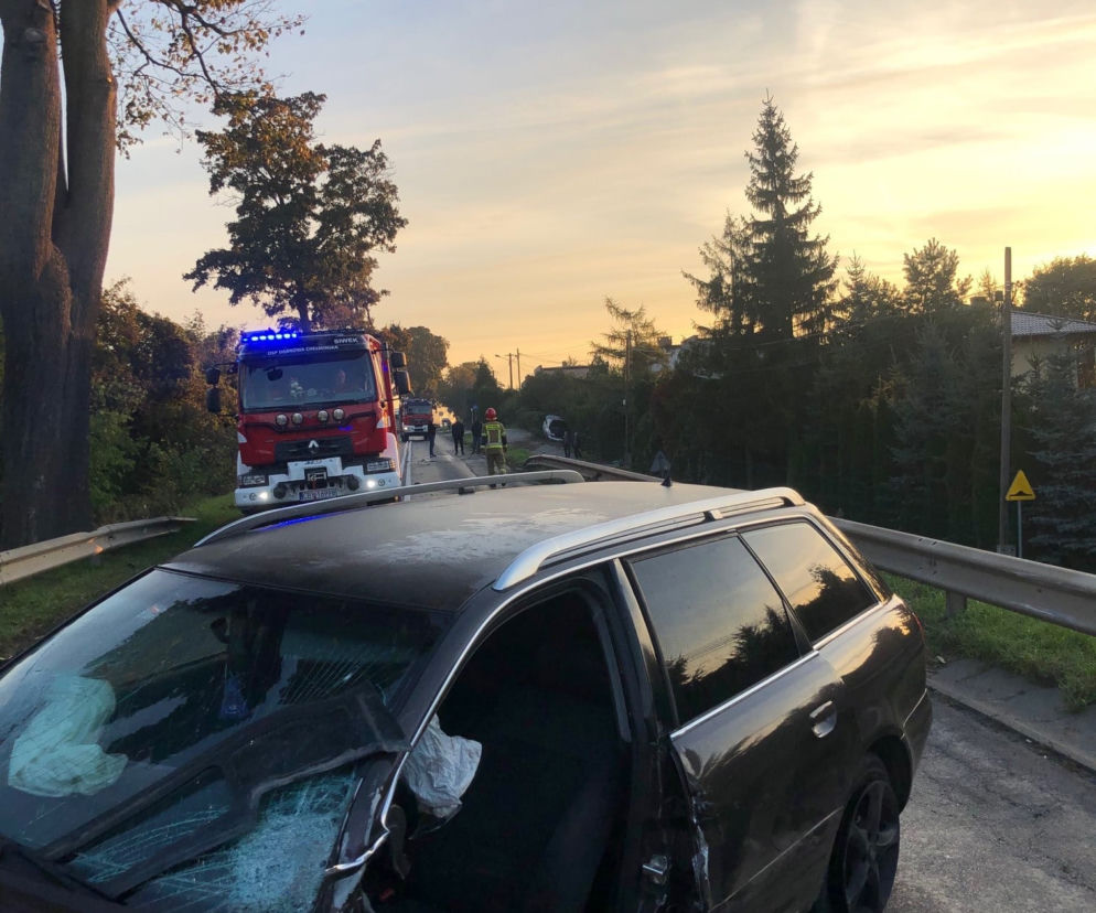 Poranny wypadek w Ostromecku! Dwie osoby trafiły do szpitala [ZDJĘCIA]