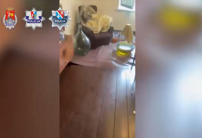 Na terenie posesji w powiecie dębickim funkcjonariusze odkryli kompletną linię produkcyjną, a także ponad 28 kilogramów gotowego mefedronu