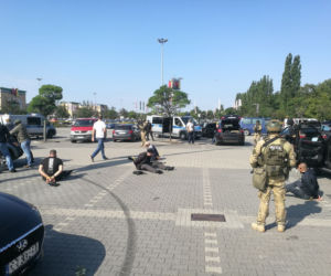 Wielka akcja policji i antyterrorystów na al. Pokoju w Krakowie