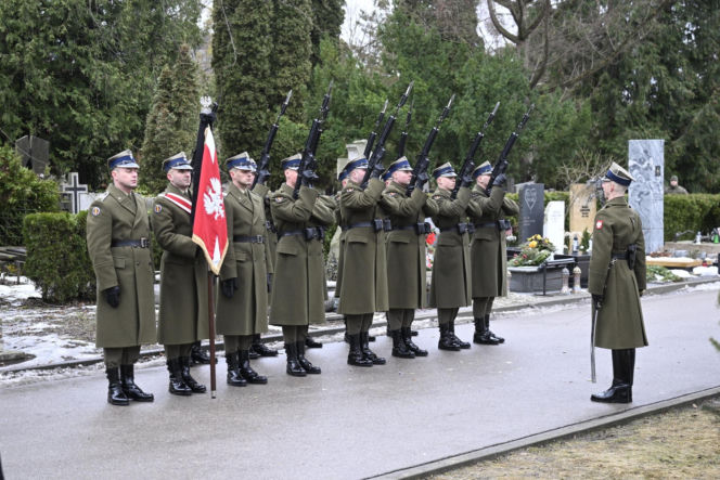 Państwowy pogrzeb Edwarda Linde-Lubaszenki