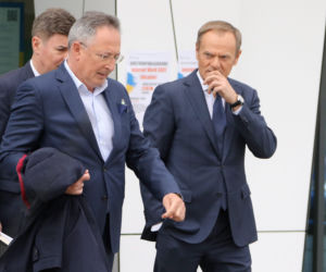 Urodziny Donalda Tuska. Tak szef PO obchodził urodziny - ciężko harował