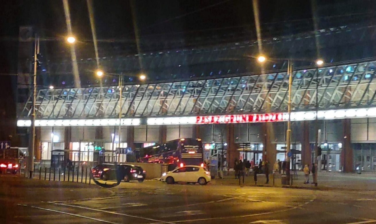 Kierowca nie żyje, dwie osoby ciężko ranne