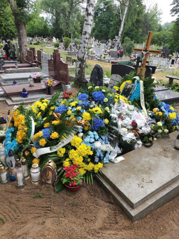 Jego grób tonął w barwach Elany Toruń