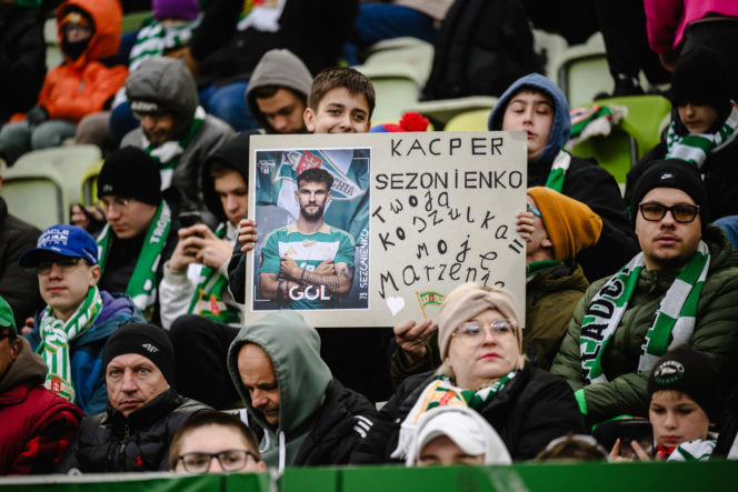Lechia Gdańsk - Raków Częstochowa; Zdjęcia kibiców z meczu 30. kolejki PKO BP Ekstraklasy