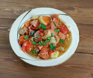 Taką zupę jedli Wikingowie. Smakuje pysznie, syci i rozgrzewa nawet w największe mrozy