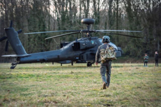 Holenderski AH-64E Apache