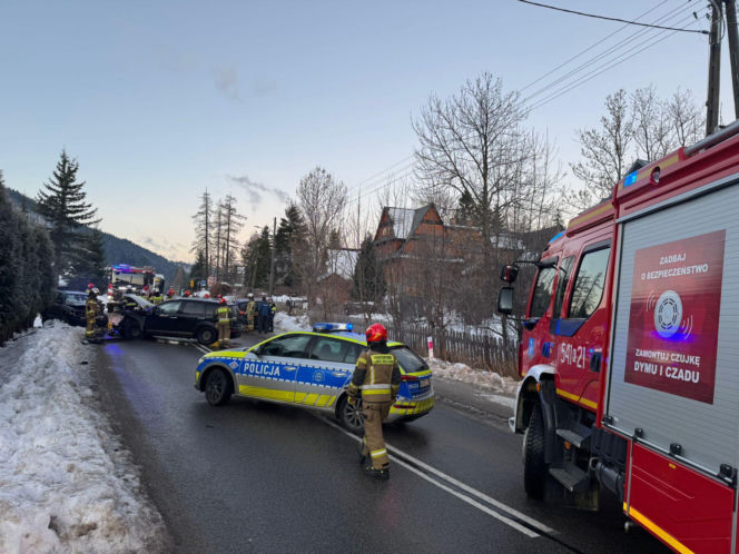 Zderzenie dwóch samochodów w Zakopanem. Jedna osoba poszkodowana