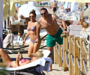 Edyta Herbuś na plaży