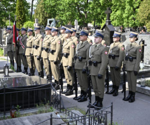 Grób Andrzeja Olechowskiego