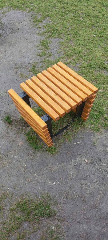 Uszkodzenia na Placu Jagiellońskim
