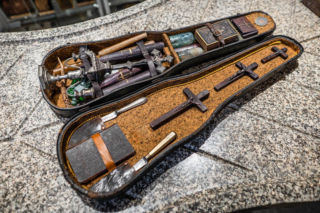 Zestaw do polowania na wampiry we Wrocławiu. Co zawiera i do czego służył?