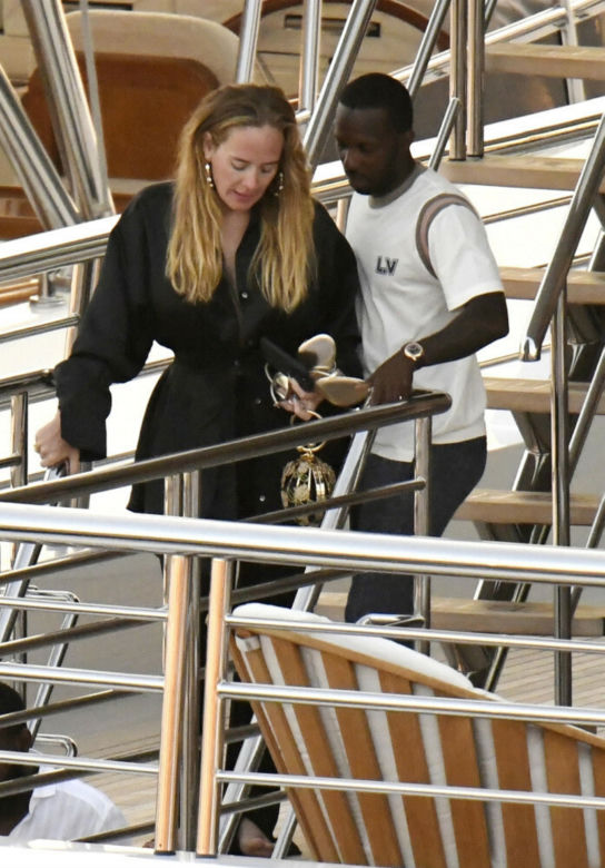 Adele wychodzi za mąż! Pokazała pierścionek. jej wybranek to Rich Paul