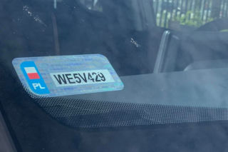 To już za miesiąc. Kierowcy nie będą musieli tego robić w swoich nowych autach. Dla wielu to ulga