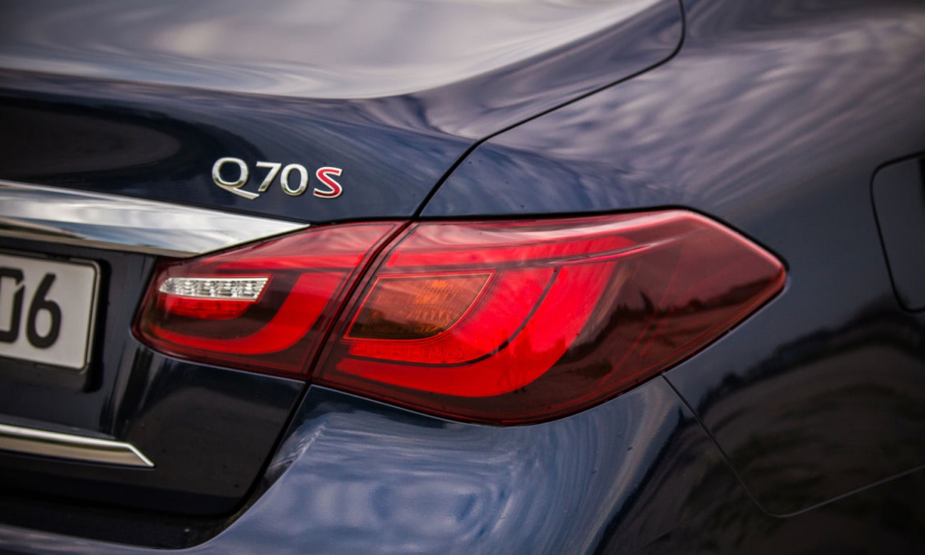 Infiniti Q70 2.2d Sport Tech