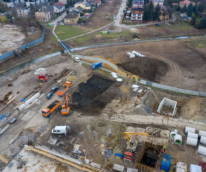 Wielkie wykopy, mosty i tunele. Budowa Trasy Łagiewnickiej robi wrażenie!