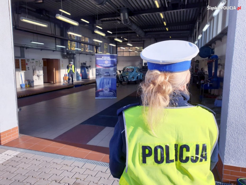 Za darmo sprawdzisz światła w samochodzie. "To dla bezpieczeństwa"