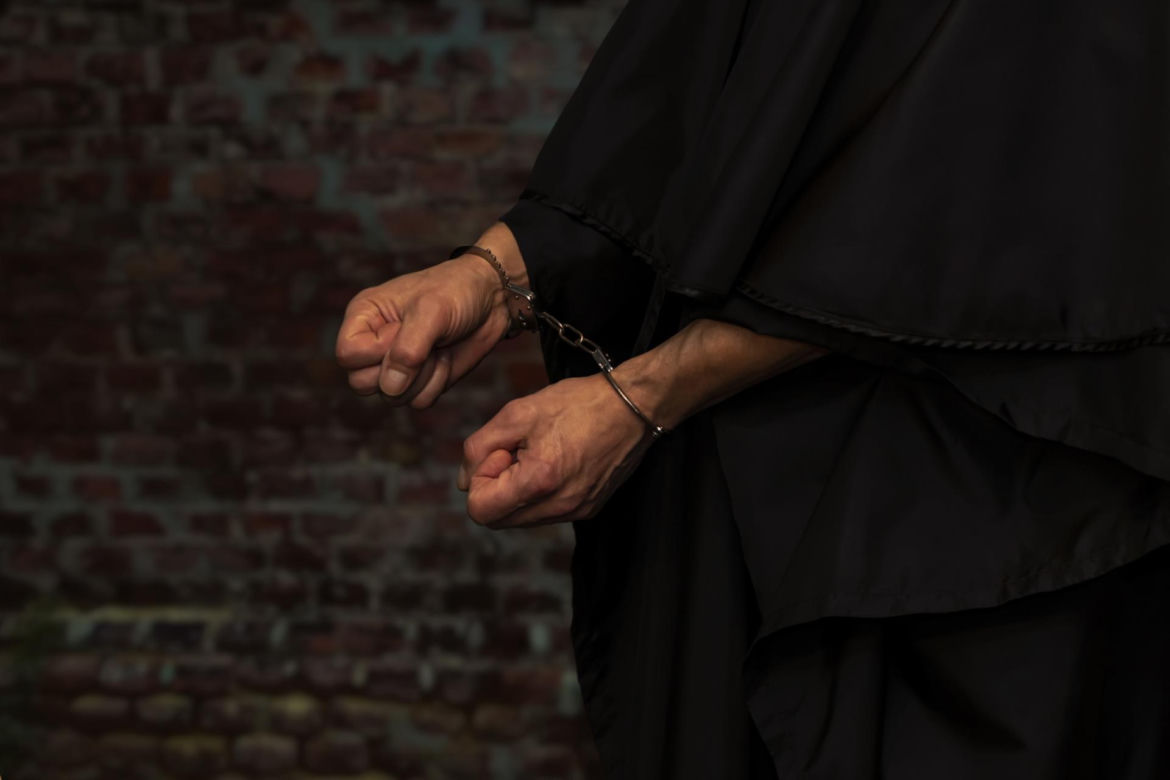 Upadli kapłani. Ci księża posłuchali podszeptów diabła i zeszli na złą ścieżkę