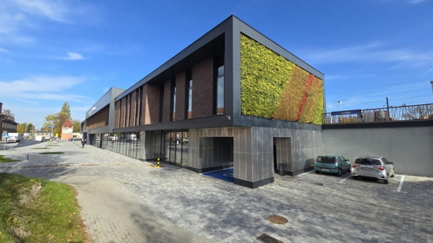 7. Dworzec Racibórz. Sprawdź opis. 