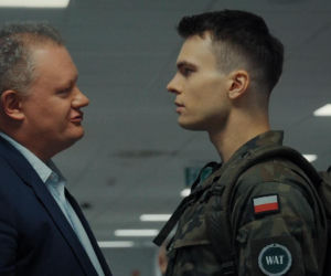 M jak miłość odc. 1916. Tomek Kubicki (Chris Cugowski), ojciec Justyny (Jan Wojtyński)