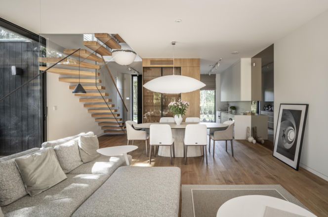 Natura Konstancin – osiedle 22 domów jednorodzinnych z pompą ciepła i systemem Smart Home