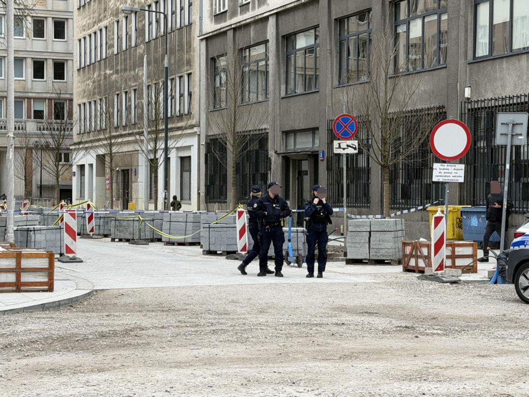 Niewybuch w centrum Warszawy. Zamknięto ulice