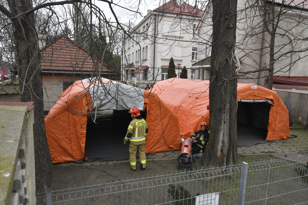 Ćwiczenia w szpitalu wolskim w przeciwdziałaniu rozprzestanianiu się koronawirusa