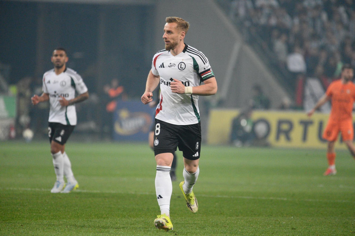 Legia - Zagłębie: Żona, brat i dzieci Jacka Magiery dziękują kibicom