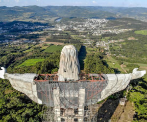Jeszcze większy Jezus Chrystus. Budują nowy pomnik Jezusowi. Będzie wyższy niż w Rio 