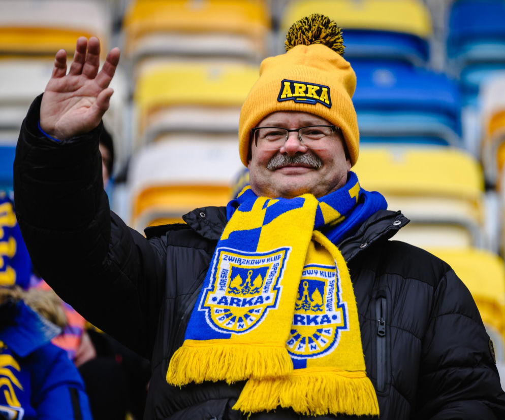Arka odwróciła losy meczu. Fatalny początek i wielka ulga. Mamy zdjęcia kibiców z Gdyni