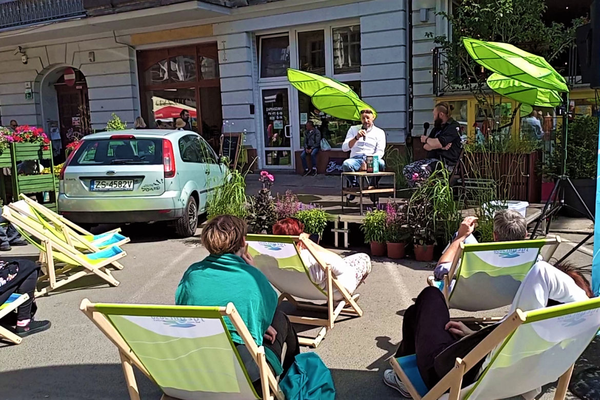 "Rajski dzień" na ulicy Rayskiego