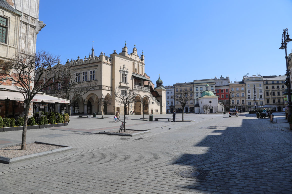 Policja i wojsko na ulicach Krakowa