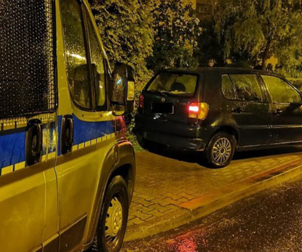 Podczas ucieczki wyskoczyli z jadącego samochodu