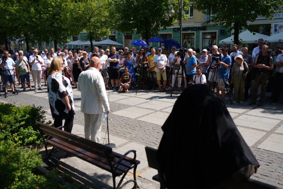 Zmarły Machalica doczekał się w Częstochowie ławeczki i własnego festiwalu